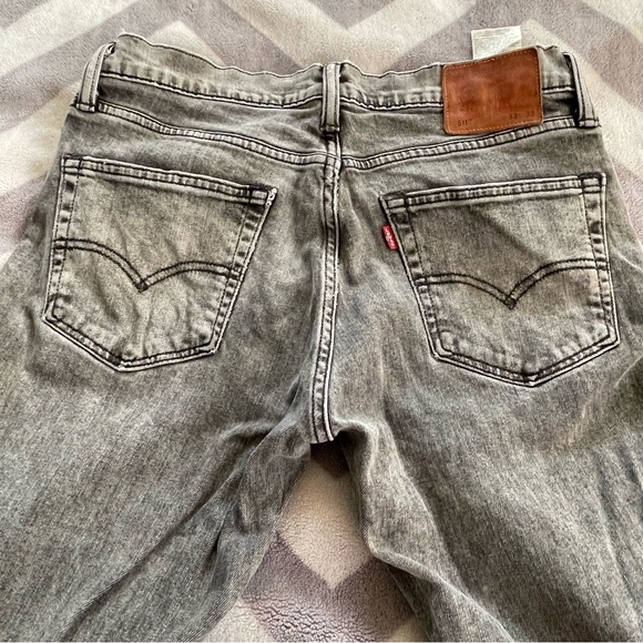 Levi’s 511 Men’s Black Wash Distressed Size 33 X 32 Normcore Casual Stretch - Picture 15 of 16